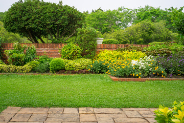 Entretien de jardins & Services annexes | L'Isle Jourdain & alentours
